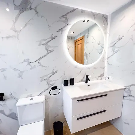 In San Pedro De Alcantara-marbella With Private Parking Марбелья