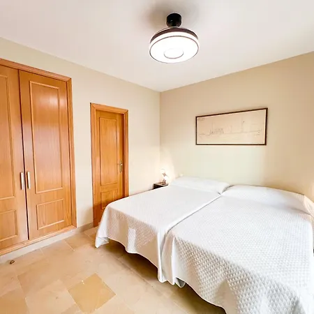 In San Pedro De Alcantara-marbella With Private Parking